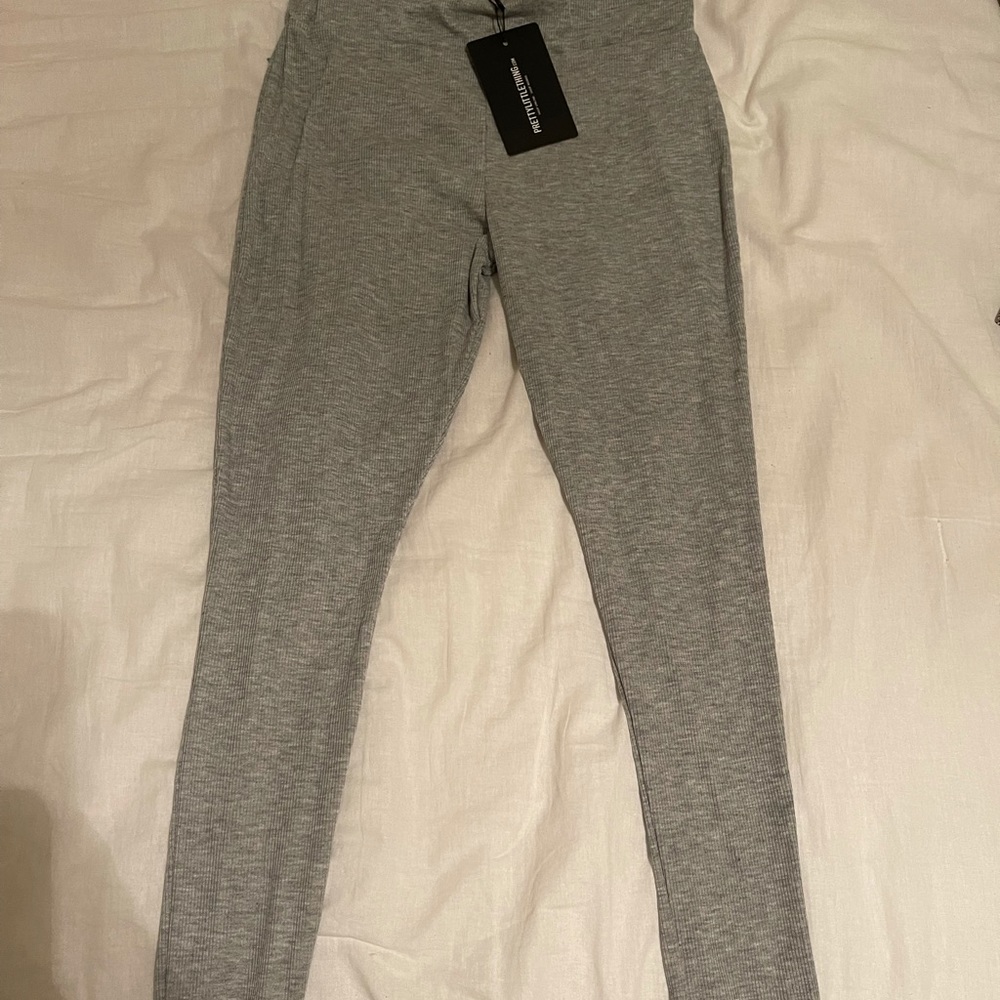 Brand new PrettyLittleThing Ribbed Grey leggings.